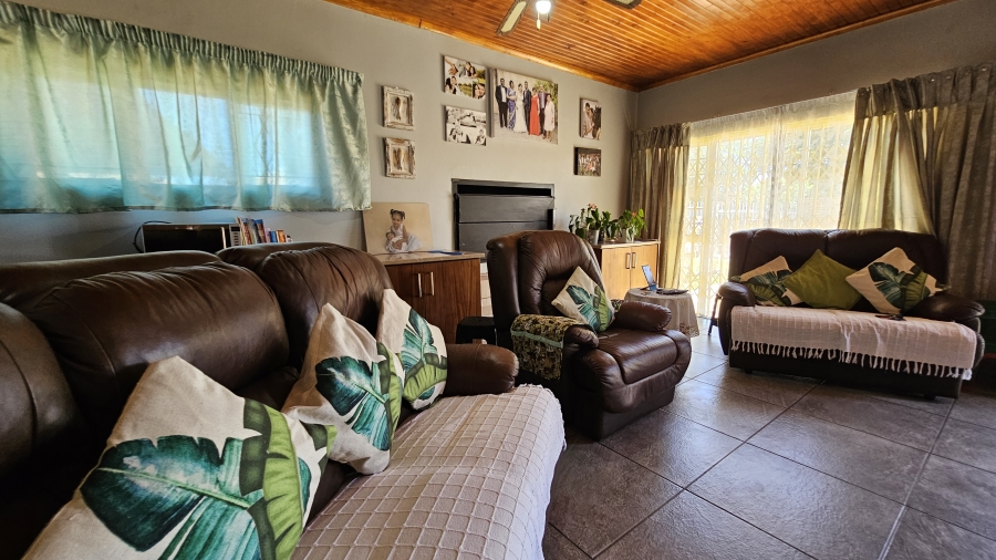 4 Bedroom Property for Sale in Hadison Park Northern Cape